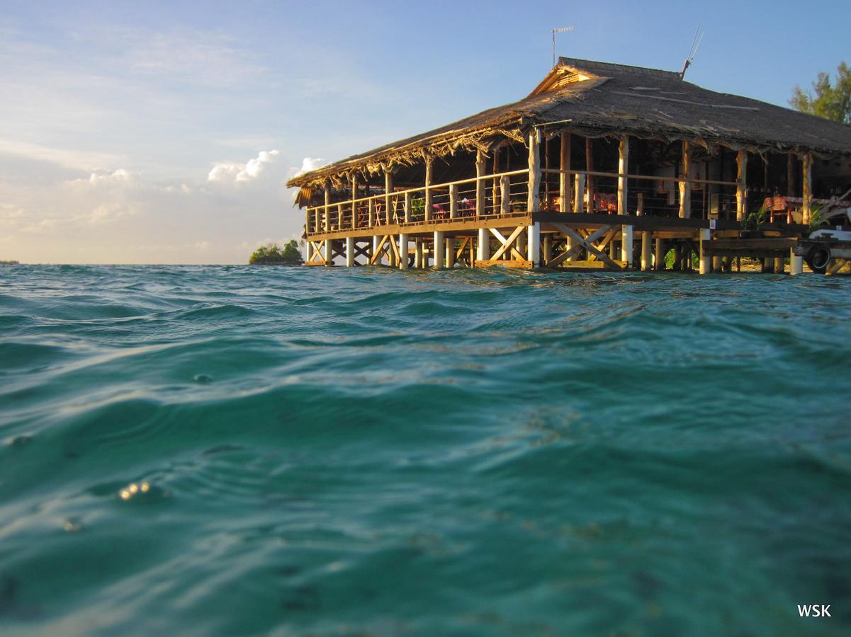 Fatboys Resort Mbambanga Exterior photo