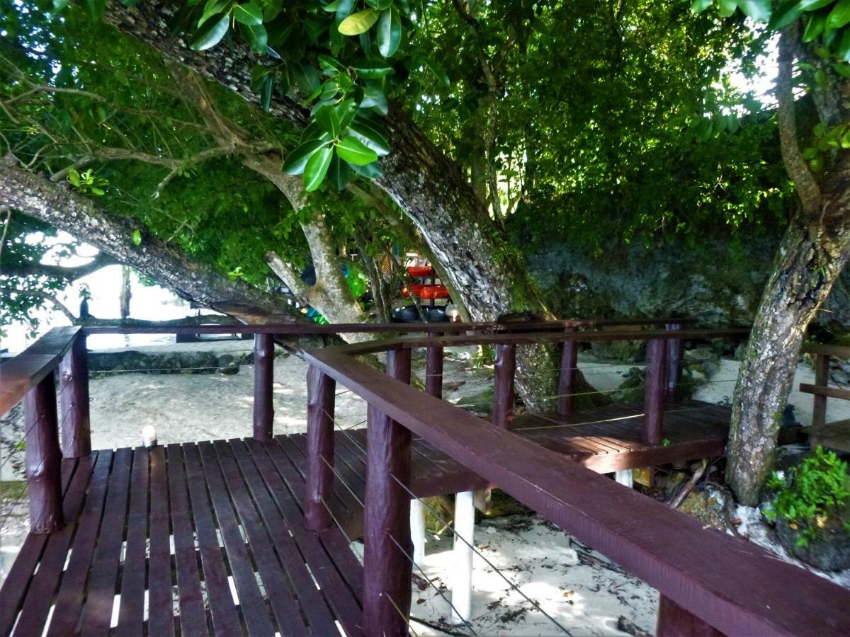 Fatboys Resort Mbambanga Exterior photo
